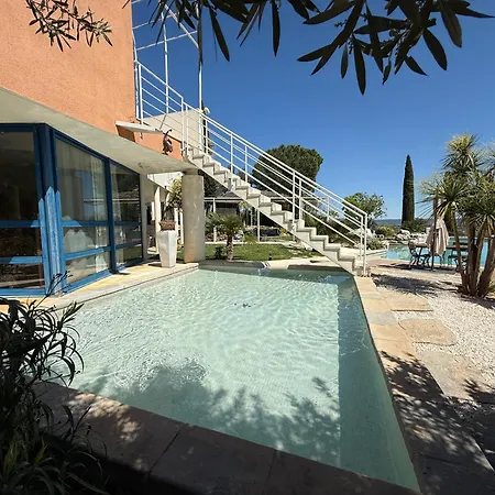 Prázdninový dům La Majorelle T3 De 92 M² + Terrasses, Jardin.